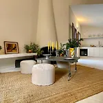 Stunning With Private Pool In Ferienhaus *