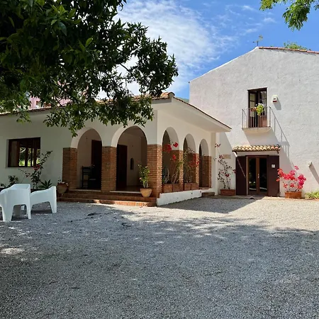 Stunning With Private Pool In * צ'פאלו