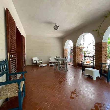 Stunning With Private Pool In בית נופש
