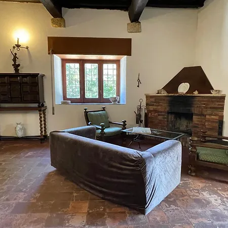 Stunning With Private Pool In בית נופש
