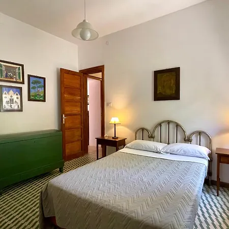 Stunning With Private Pool In