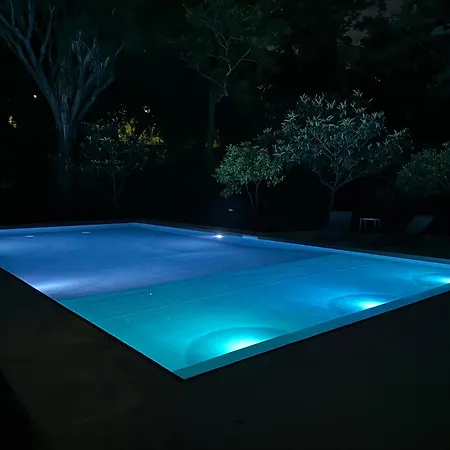 Stunning With Private Pool In בית נופש